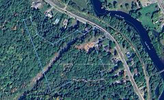 181 Chemaushgon Road, Bancroft, ON K0L 1C0