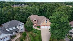 12 CHRISTOPHER Court, North Bay, ON P1C 1M6