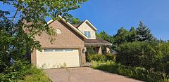 185 Mclean Road N, North Bay, ON P1A 4H7