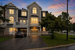 588 Foxlight Circle, Kanata, ON K2M 0L9