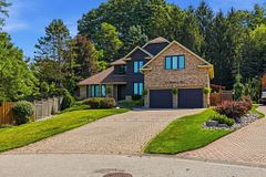 39 Hutchinson Place, Woodstock, ON N4S 8V9