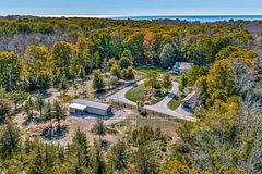 220 Easterbrook Road S, Prince Edward County, ON K0K 2P0