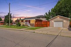 3 Mitchell Avenue, Hamilton, ON L9A 1W1