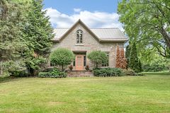 4247 Henderson Road, Frontenac, ON K0H 1V0
