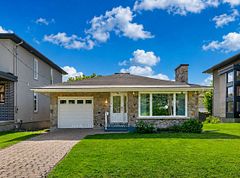 244 Richardson Avenue, Woodroffe, ON K2B 5G6