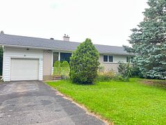 31 GARY Avenue, South of Baseline to Knoxdale, ON K2G 3L2