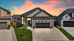 3 Delicious Court, Thorold, ON L2V 0B8