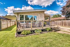 68 Kathryn Crescent, Stratford, ON N5A 2Y7