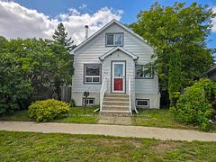 873 MINNESOTA Street, Thunder Bay, ON P7C 3L7