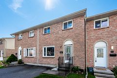46 Rosemund Crescent, Kingston, ON K7M 6Z4