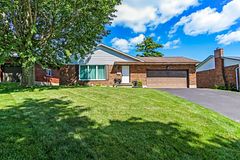 28 Woodcock Drive, Tillsonburg, ON N4G 4M2