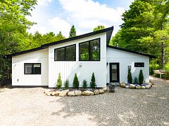 149 Sir William's Lane, Grey Highlands, ON N0C 1E0