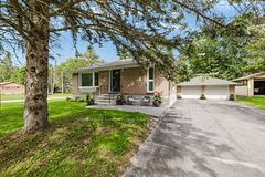 23 Wood Street, Quinte West, ON K8V 5P6