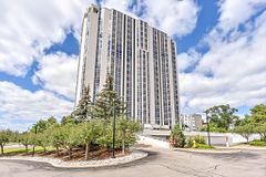 190 Hespeler Road 802, Cambridge, ON N1R 8B8