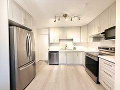 49 Woodlawn Avenue, Brantford, ON N3V 1A6