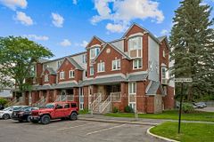 386 Briston Private, Hunt Club - South Keys and Area, ON K1G 5R3