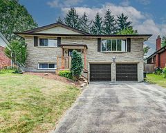 109 White Oak Place, Waterloo, ON N2V 1B2