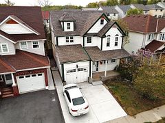 792 Butternut Avenue, Waterloo, ON N2V 2M3