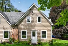 2943 Old Montreal Road, Orleans - Cumberland and Area, ON K4C 1G2