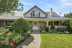 1746 Old Milford Road, Prince Edward County, ON K0K 2P0