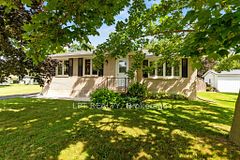 226 Tain Street, North Middlesex, ON N0M 2K0
