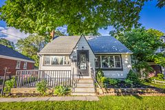 6088 Dorchester Road, Niagara Falls, ON L2G 5T2
