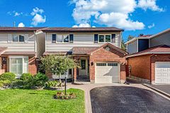 57 Paula Crescent, South of Baseline to Knoxdale, ON K2H 8Y8