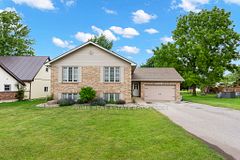 24 Queen Street W, Lambton Shores, ON N0N 1J0