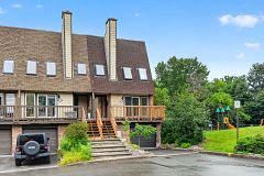 1427 Forge Street, Blossom Park - Airport and Area, ON K1T 2V2