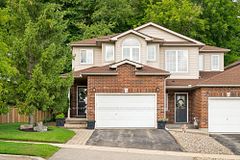131 Upper Mercer Street, Kitchener, ON N2A 4N2