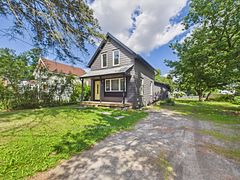 3 Spadina Avenue, Bracebridge, ON P1L 1C7