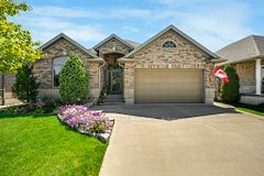 100 Willowdale Crescent, Norfolk, ON N0A 1N5