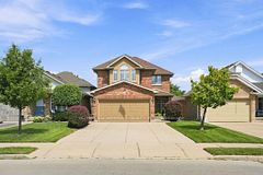 64 Redfern Avenue, Hamilton, ON L9C 7S4