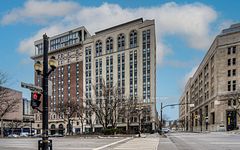 112 King Street 707, Hamilton, ON L8N 1A8