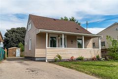 88 Ivon Avenue, Hamilton, ON L8H 5S6