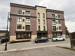 10 Albert Street E 304, Thorold, ON L2V 1P1