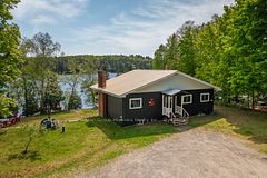 562 and 568 E East Waseosa Lake Road, Huntsville, ON P1H 2J4