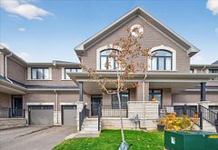 43 Kenesky Drive, Hamilton, ON L8B 1Y2