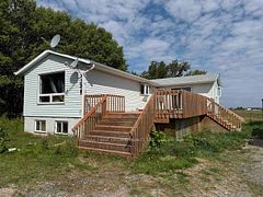 33 McDonald Road, Kenora Remote Area, ON P8N 3G2