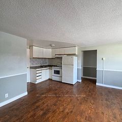 47 William Street N 6, Kawartha Lakes, ON K9V 3Z9