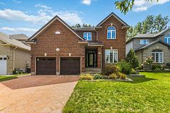 1223 Thornley Street, London South, ON N6K 4V3