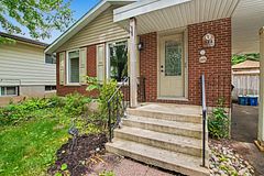 514 Havelock Drive, Waterloo, ON N2L 4N7