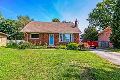 12 Alba Avenue, Tillsonburg, ON N4G 4K1