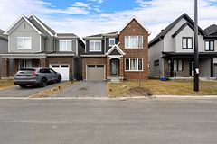 324 Appalachian Circle, Barrhaven, ON K2J 6X3