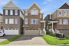 380 Appalachian Circle, Barrhaven, ON K2J 6X3