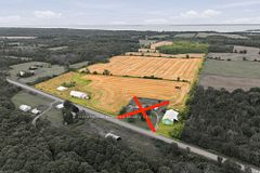 1546 County Road 7 Road W, Prince Edward County, ON K0K 2T0