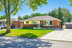 3752 Gunning Drive, Niagara Falls, ON L2G 6L4