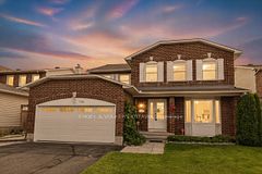 736 Hauteview Crescent, Orleans - Cumberland and Area, ON K4A 2B8