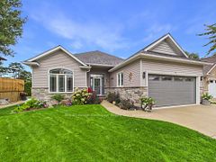 206 Gregor Drive, Huron-Kinloss, ON N2Z 0A4