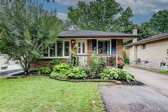 88 Pinedale Drive, Kitchener, ON N2E 1J7